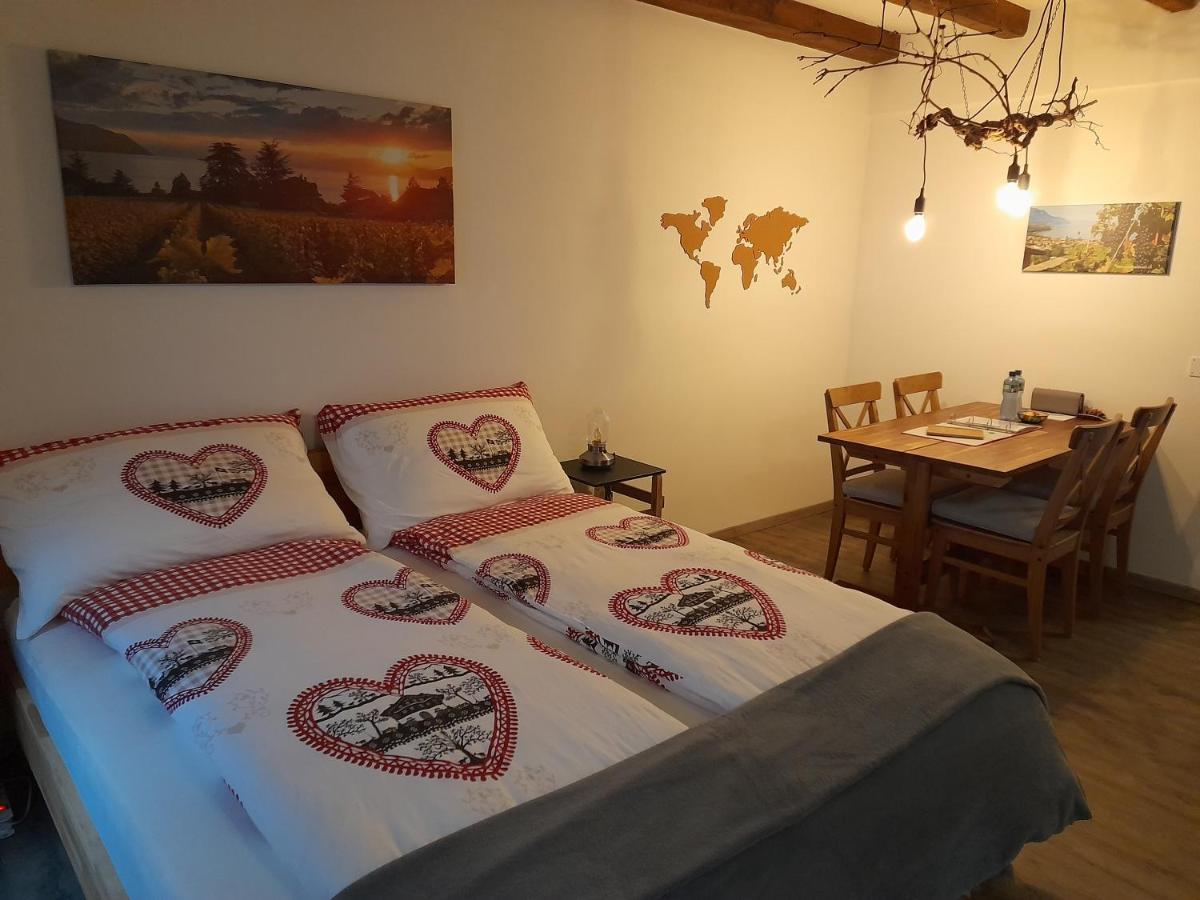 Studio Chez Un Vigneron Au Village Au 2Eme Etage Sans Ascenseur فيلنوف المظهر الخارجي الصورة